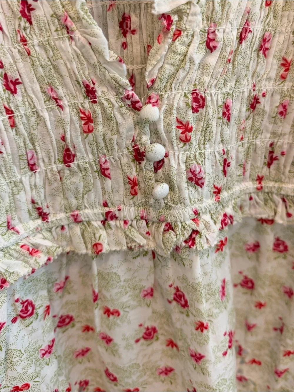 NWT Anthropologie Ruched Sleeve Smocked V-Neck Floral Blouse (Size XS)